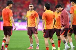 英雄联盟总决赛门票-球队备战常规赛，调整阵容备战