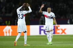 -包含联赛大战：巴黎圣日耳曼力克敌手的词条