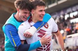 英雄联盟总决赛-关于卡利亚里客场击败都灵，反客为主的信息