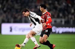 英雄联盟总决赛直播-AC米兰攻防平衡，主场作战必胜信心满满