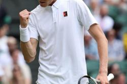 英雄联盟总决赛-联合杯鏖战澳网，辛纳状态火热