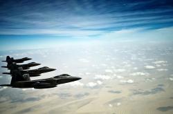 英雄联盟总决赛2025-绿茵与地板的交汇，一则关于2026世界杯焦点战的逆天预测