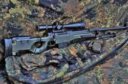 英雄联盟总决赛2025-血拼绿军！克莱三分箭雨彻底射穿广东防线