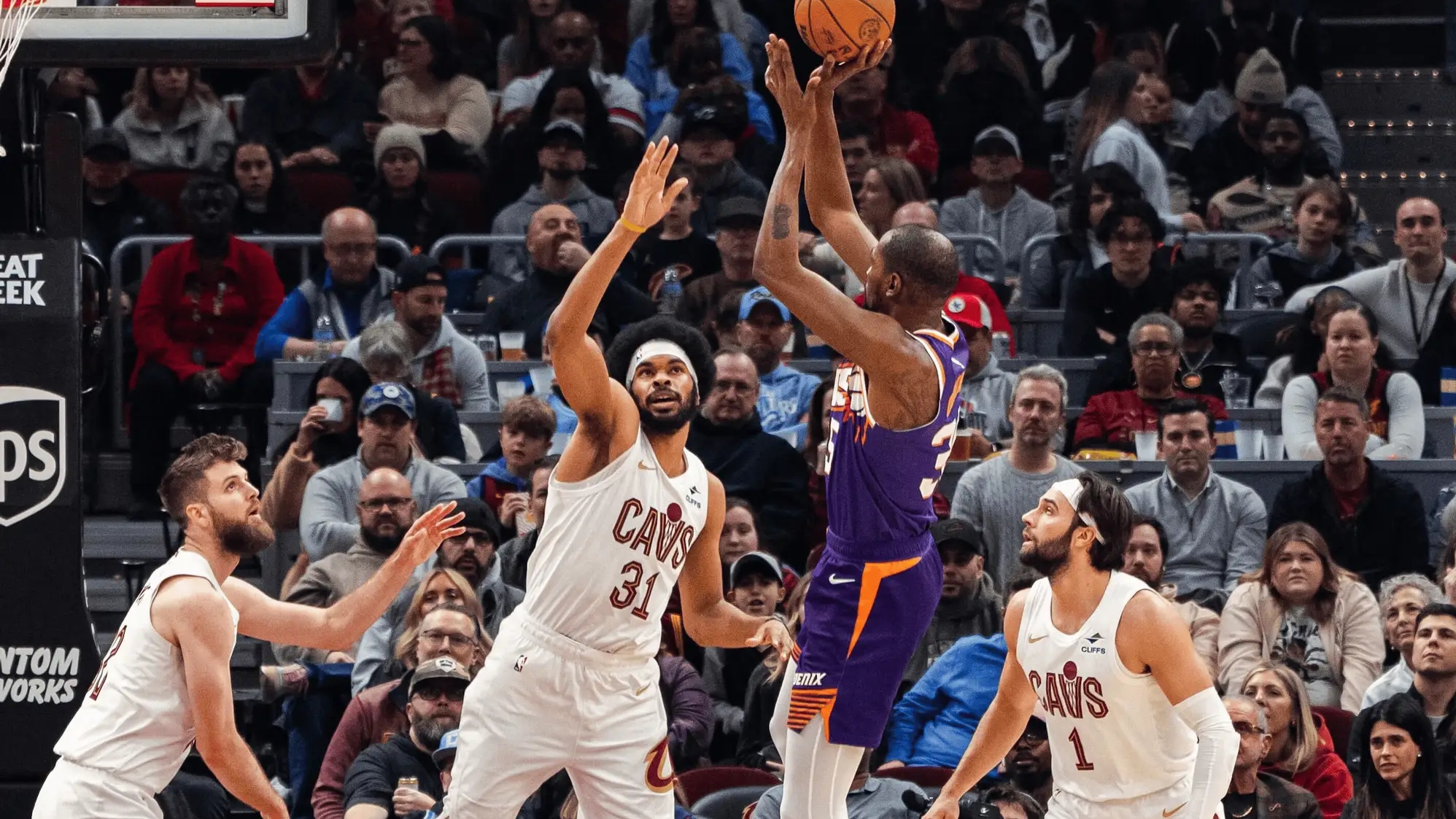 太阳核心受困,球队形势严峻的简单介绍 太阳核心受困,球队形势严峻的简单介绍