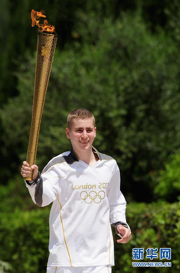 终极对抗！拳击战火再次点燃