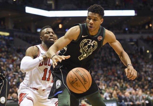 吉林队轻取公牛,字母哥扛起全队 吉林队轻取公牛,字母哥扛起全队