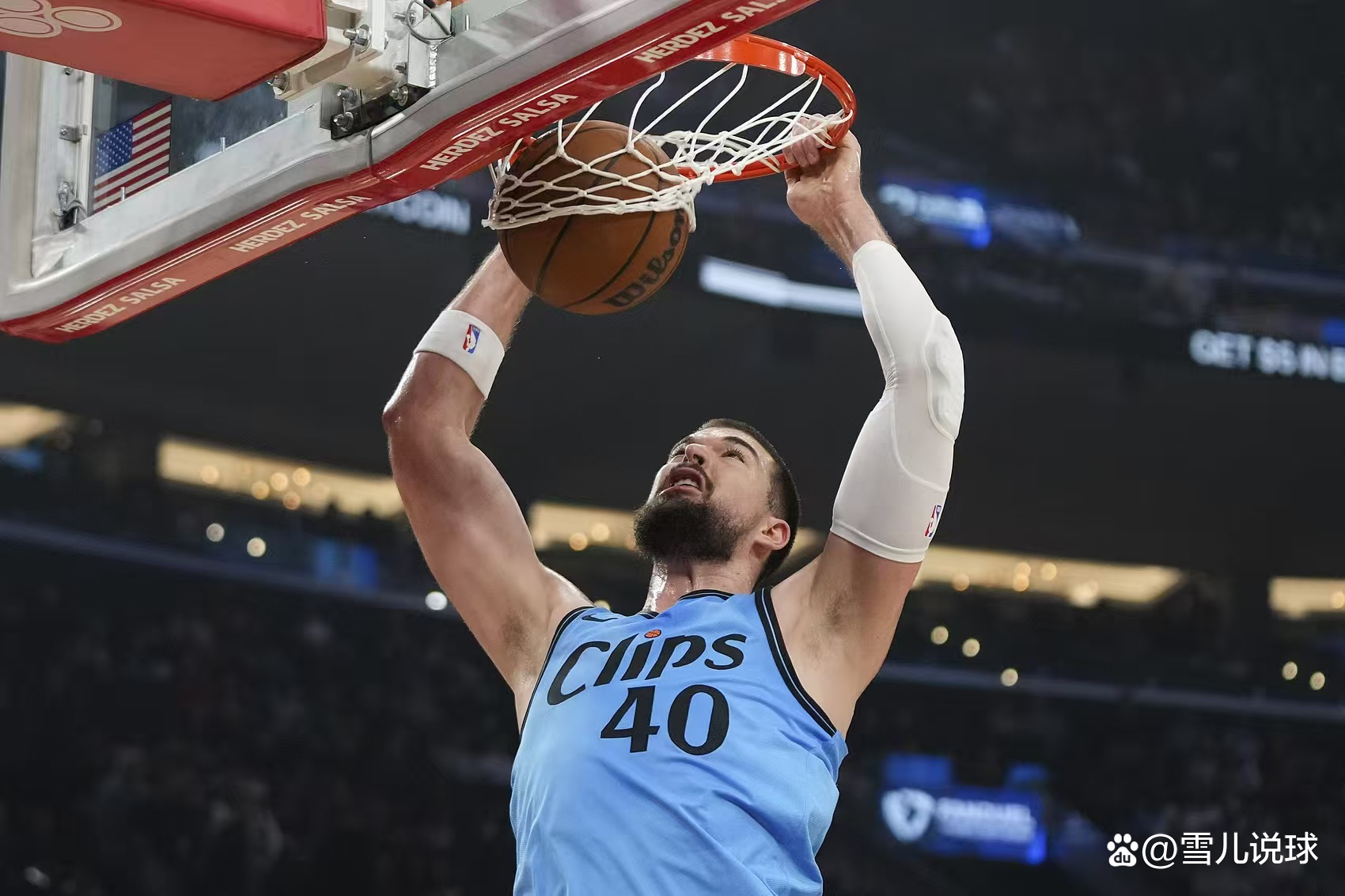 雄鹿险胜湖人,约基奇关键制胜 雄鹿险胜湖人,约基奇关键制胜