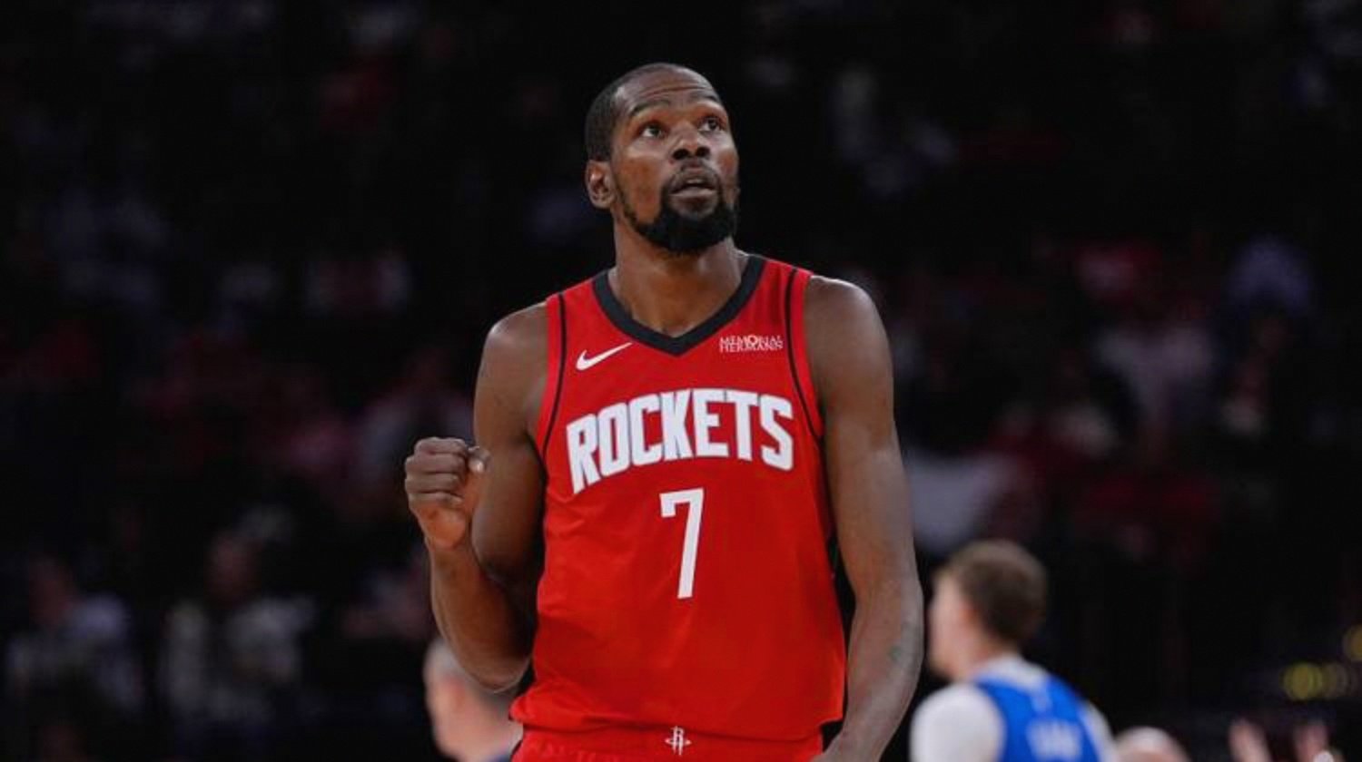 火箭主场大胜开拓者,取得赛季第十胜 火箭主场大胜开拓者,取得赛季第十胜