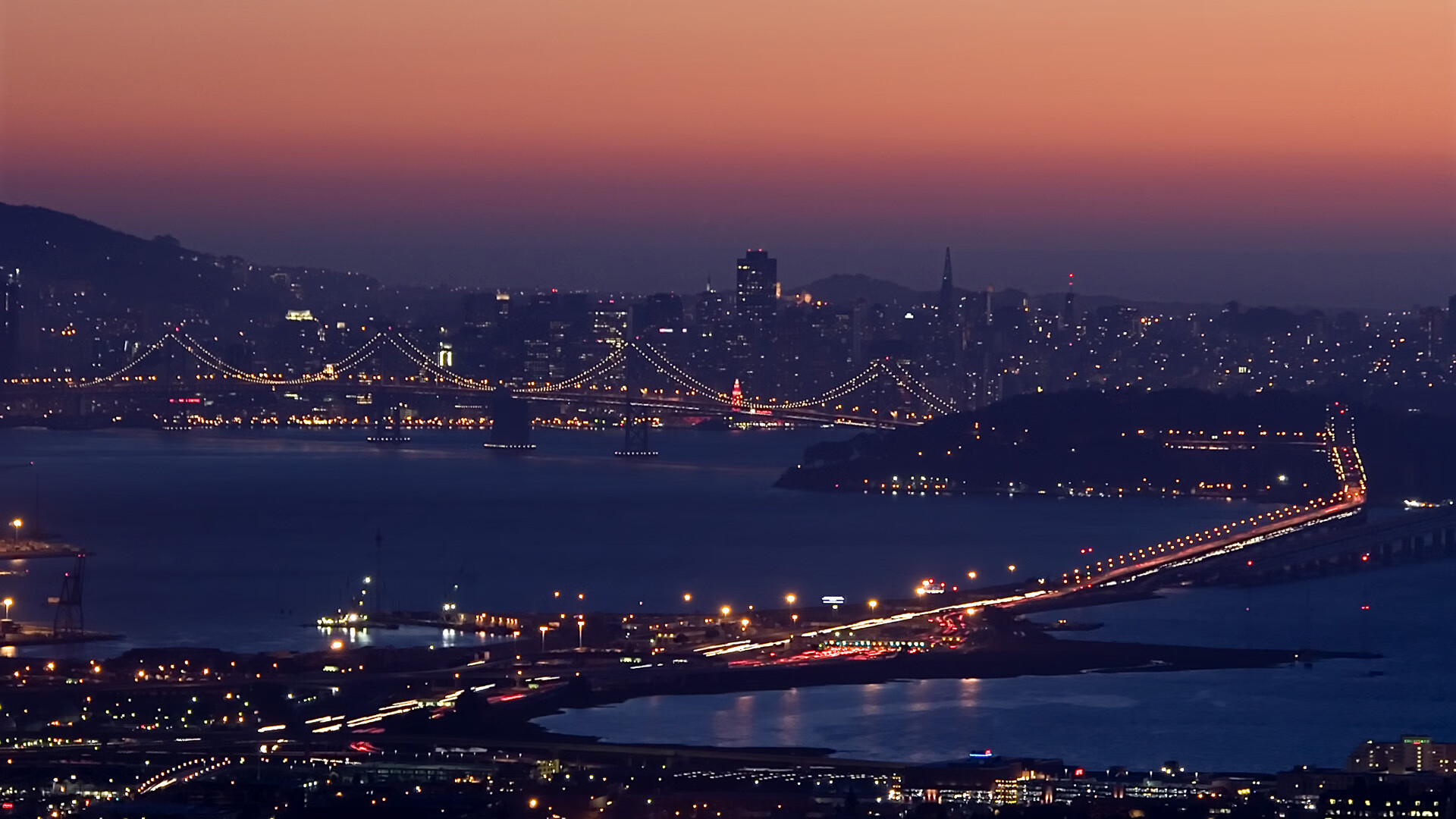 西决夜诞生新神，而上帝退隐了