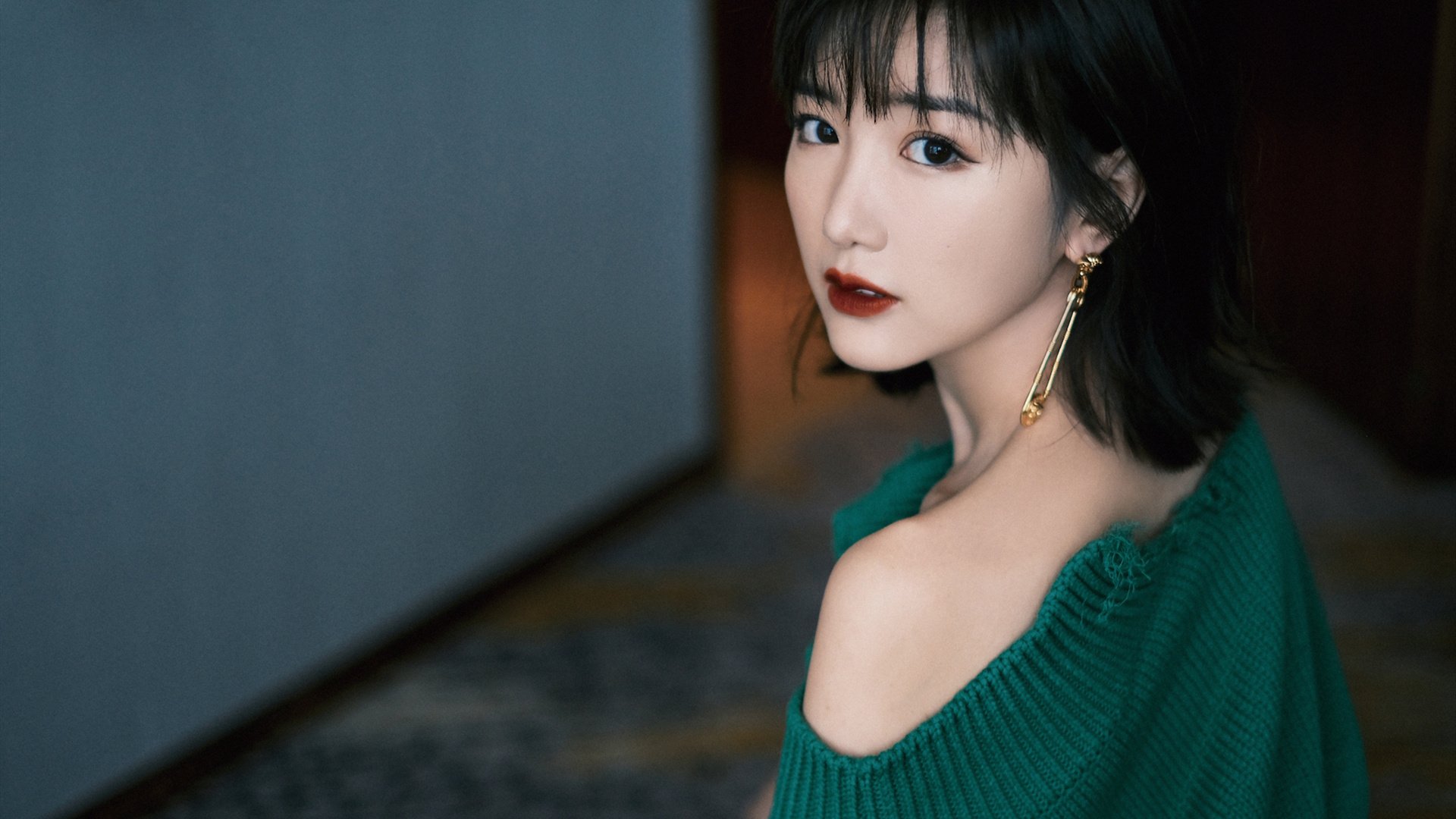 临界点，同一秒，基多暴雨与赛道闪电如何共享同一种心跳