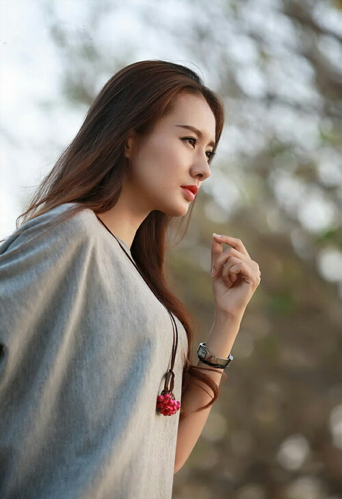 中锋新定义,当奥地利引擎驱动那不勒斯,奥斯梅恩如何成为意甲的攻防转换核武器?