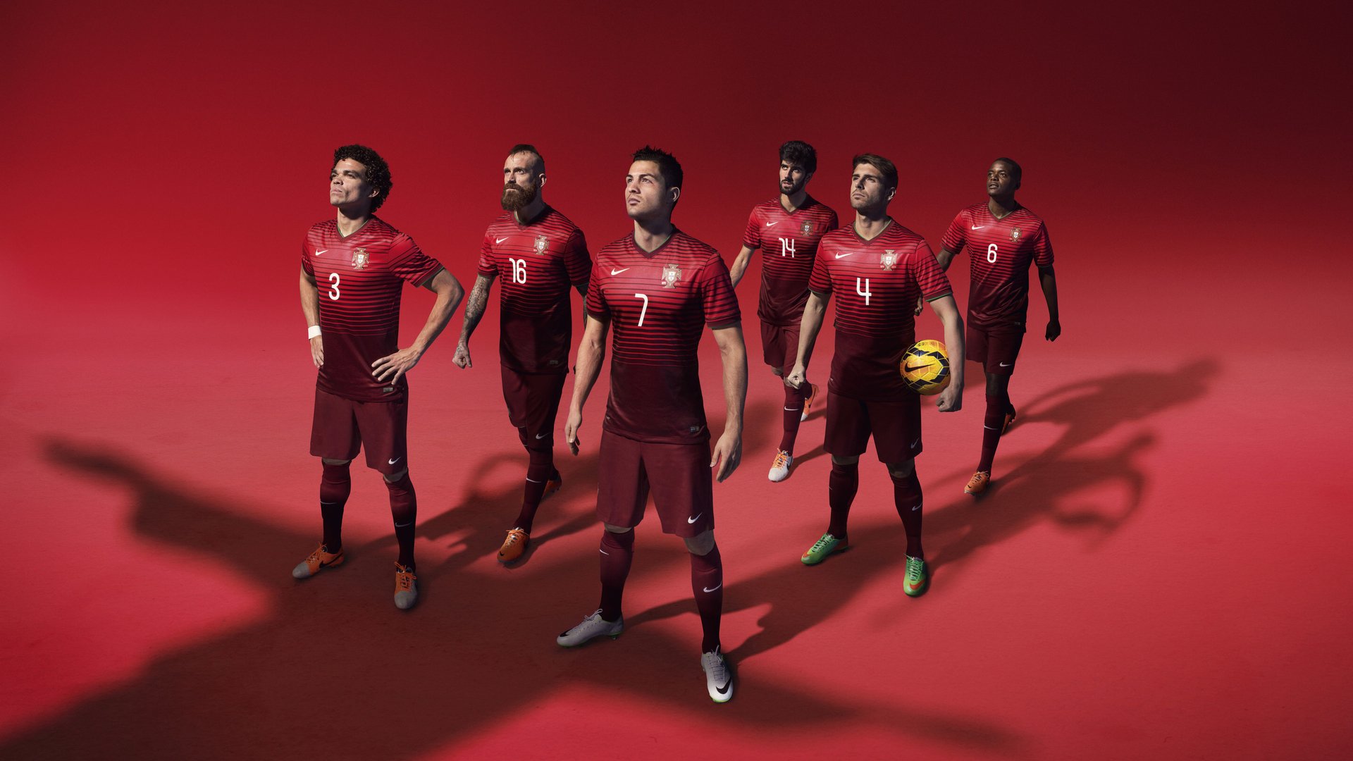 凯恩双响引爆战术棱镜，拜仁式精密如何冲垮阿尔及利亚的沙漠风暴