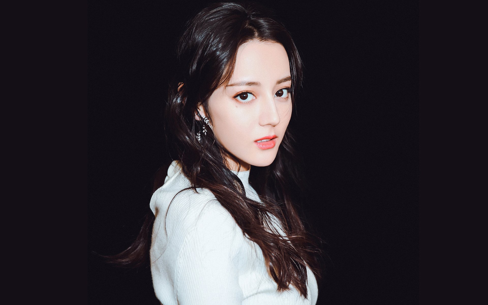 东方与西方的热血共振,当欧冠之夜遇见CBA生死战