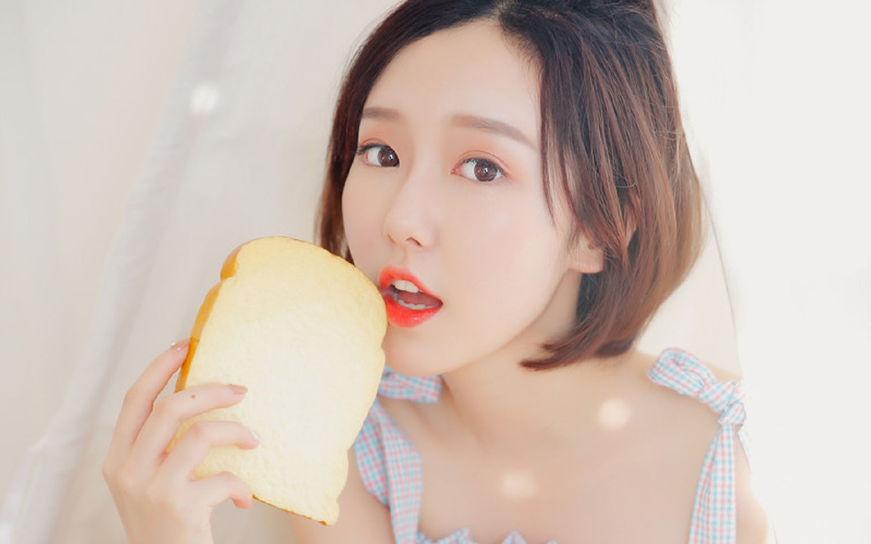 历史首次！巴斯托尼双重定义时刻，皇马翻盘之谜与喀麦隆奇迹的隐形连线